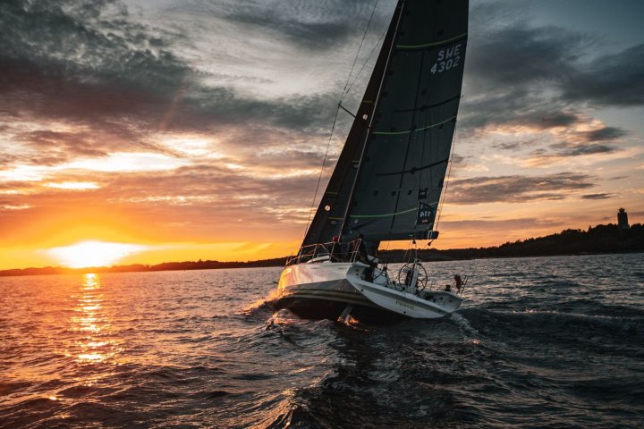 Shogun 43 Sweeps Line Honors in World-Class Sailing